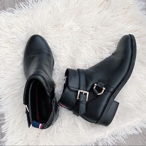 Tommy Hilfiger Ankle Booties Gold Buckle Size 6